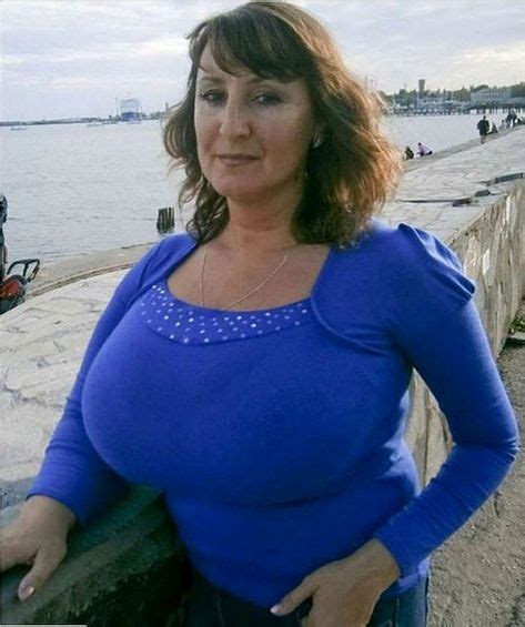 Big tits granny : r/GrannyOldWomen